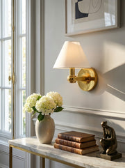 Aplique de Pared Metálico Elegante Roven con Pantallas Limpias Luz de Pared Contemporánea para Baño y Tocador